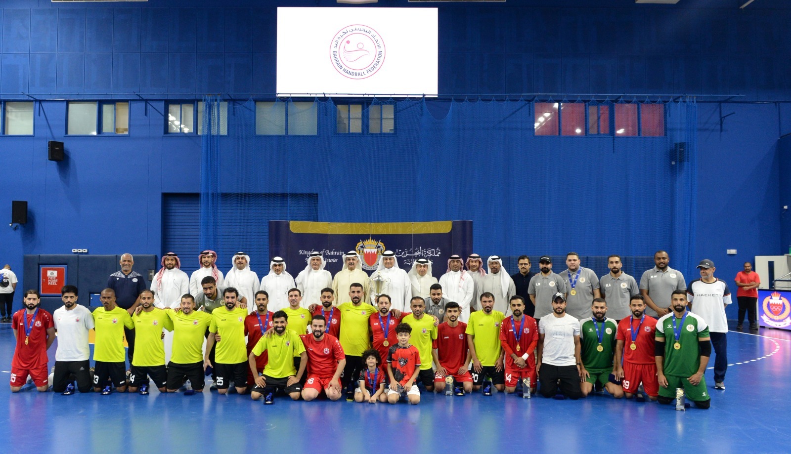 نائب رئيس الأمن العام يشهد ختام بطولة الشرطة المفتوحة لكرة القدم (صالات)<